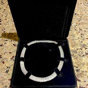 Sterling silver gorgeous necklace